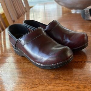 Dansko women’s ortho clogs